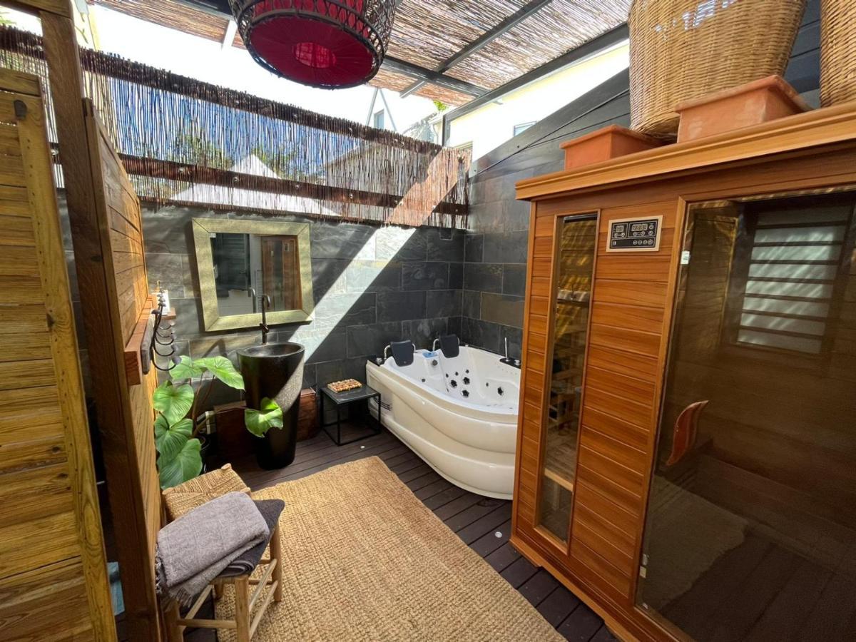 Villa Latrille - Piscine - Sauna - Jacuzzi La Saline Les Bains Exterior foto